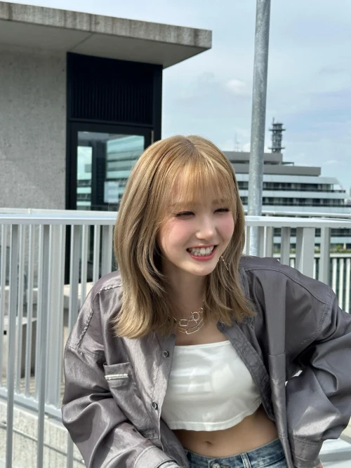 260517-hitomi-instagram-update-v0-lv0tsspbfp1h1.webp