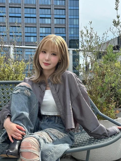 260517-hitomi-instagram-update-v0-vakwrqpbfp1h1.webp
