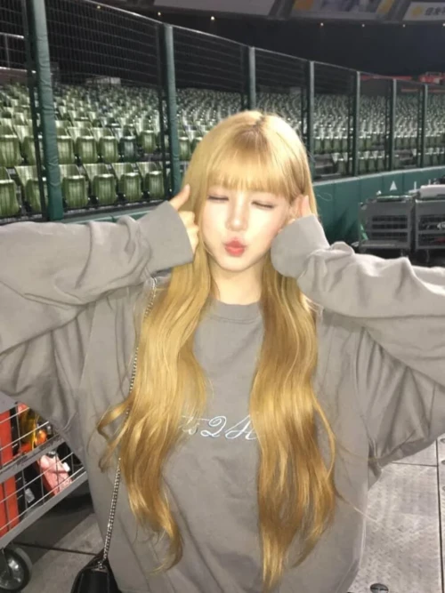 260517-yuha-weverse-update-v0-6k0m6govmp1h1.webp