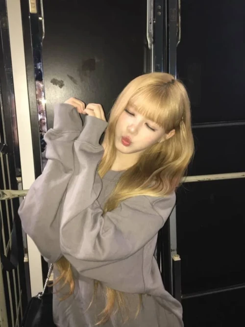 260517-yuha-weverse-update-v0-kn0mxiovmp1h1.webp