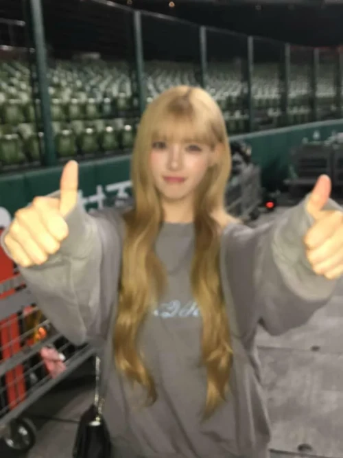 260517-yuha-weverse-update-v0-lt07yhovmp1h1.webp