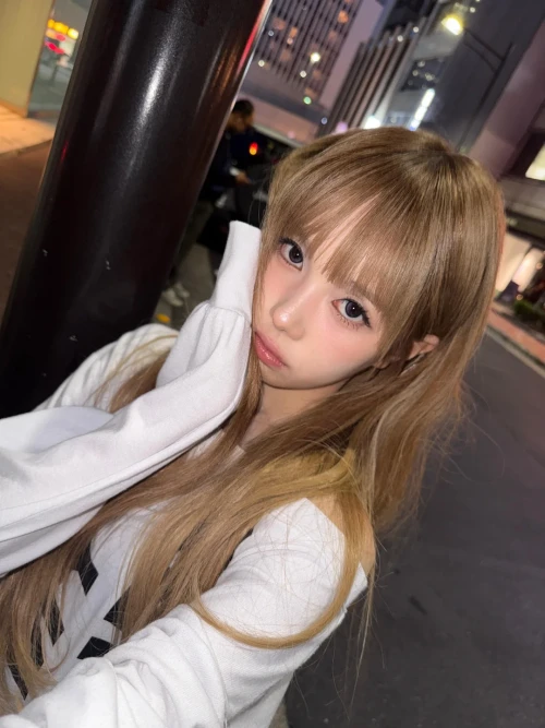 260516-mia-weverse-update-v0-qm1x5winqo1h1.webp