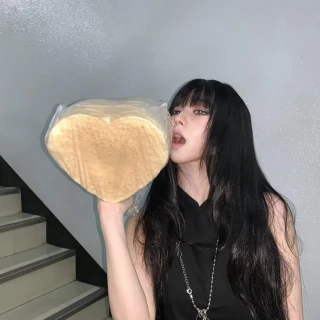 260517-karina-instagram-update-its-the-last-one-v0-ywqtt18i7o1h1
