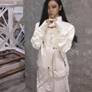 260517-ningning-instagram-update-v0-45bops3spn1h1