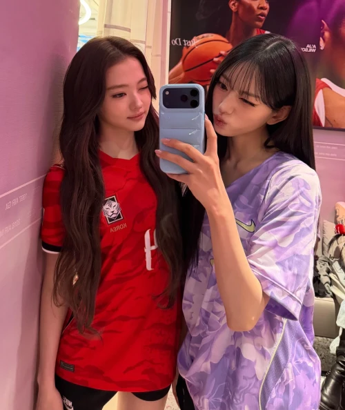 260517-sooin-with-ella-churrrrr-update-v0-in0fztvbtp1h1.webp