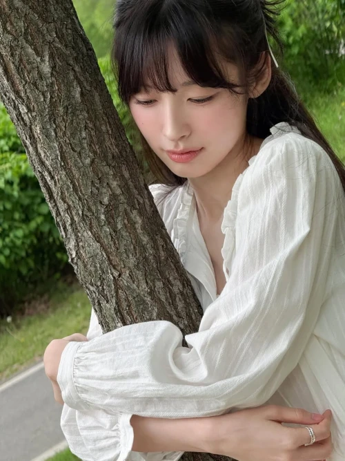 260518-arin-instagram-update-v0-3m139d123v1h1.webp