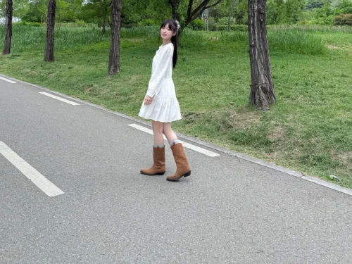 260518-arin-instagram-update-v0-rvpmjwn23v1h1.webp