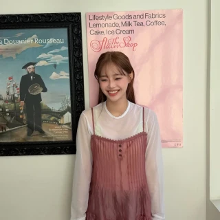 260518-chuu-instagram-update-ft-heejin-v0-0cn6jah4cz1h1