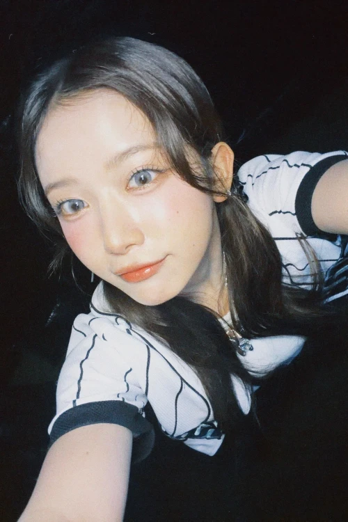 260518-kumi-weverse-update-v0-lfrmac0azy1h1.webp