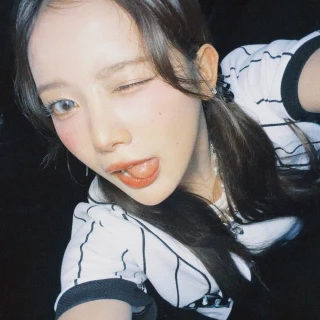 260518-kumi-weverse-update-v0-mcefr98azy1h1