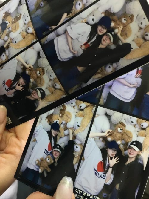 260518-miyeon-instagram-update-with-twice-sana-v0-9b4xs8lpjt1h1.webp
