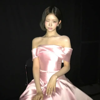 260518-rei-instagram-update-ft-monsta-x-hyungwon-v0-boz8iu1srv1h1