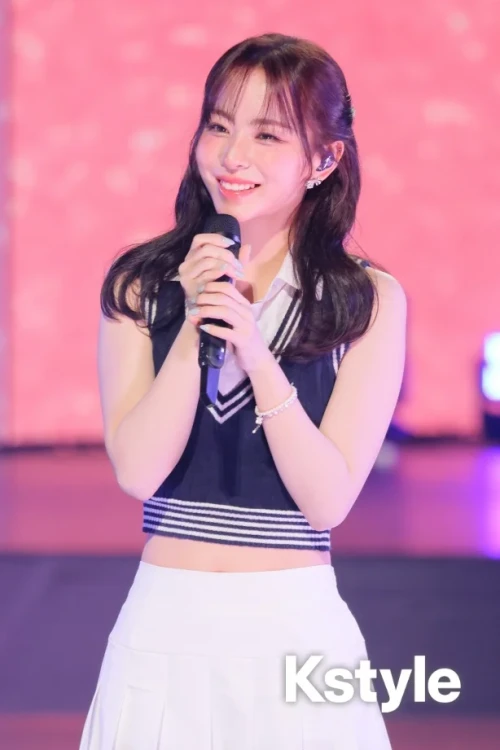 260518-say-my-name-day-1-performance-stage-photos-kstyle-v0-b8wcemj3802h1.webp
