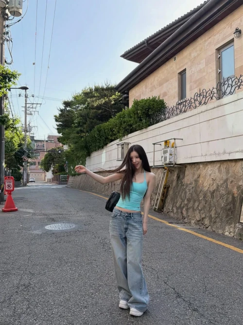 260519-heejin-instagram-update-v0-gtvcwj9j7y1h1.webp