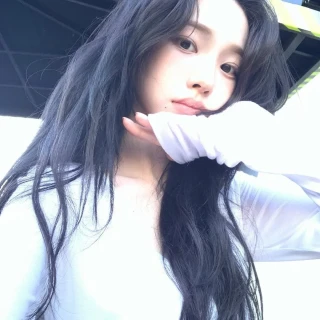 260519-karina-instagram-update-2-v0-cnmjaisvz12h1