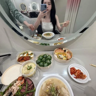 260519-karina-instagram-update-benefit-of-veggie-v0-97sxlgndz12h1