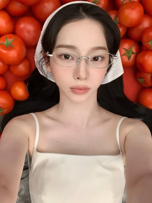 260519-karina-instagram-update-benefit-of-veggie-v0-axmahhndz12h1.webp