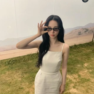 260519-karina-instagram-update-benefit-of-veggie-v0-ix78gfndz12h1