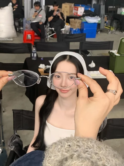 260519-karina-instagram-update-benefit-of-veggie-v0-kzj9eendz12h1.webp