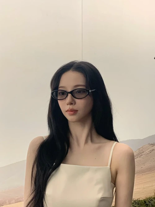 260519-karina-instagram-update-benefit-of-veggie-v0-oyktqfndz12h1.webp