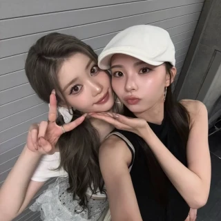 260519-xiaoting-instagram-update-v0-mogqf8a6q12h1