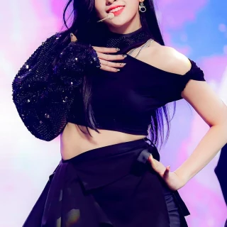 211209-yujin-v0-kooc8mngl92h1