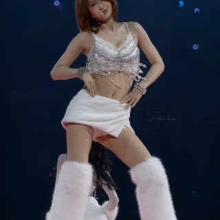 260306-beautiful-momo-v0-845e2ocgn81h1