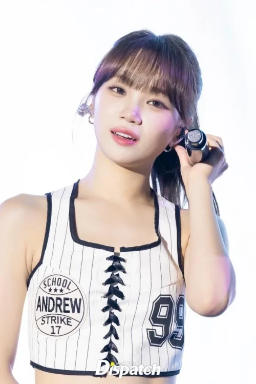 260515-chaewon-v0-cz55s1xuue2h1.webp