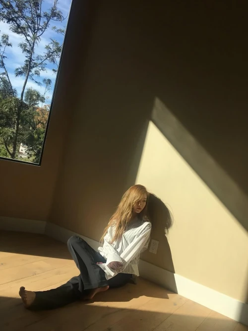260518-jessica-v0-yt6eb50a5z1h1.webp