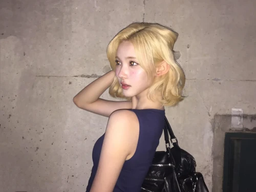 260518-jiwoo-weverse-update-v0-r37k5qdjgt1h1.webp