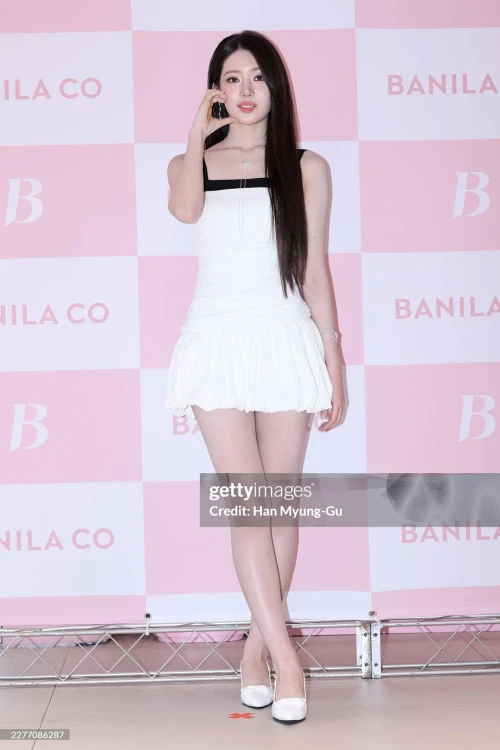 260519-babymonster-banila-co-seongsu-flagship-store-opening-v0-8fexapevf42h1.webp