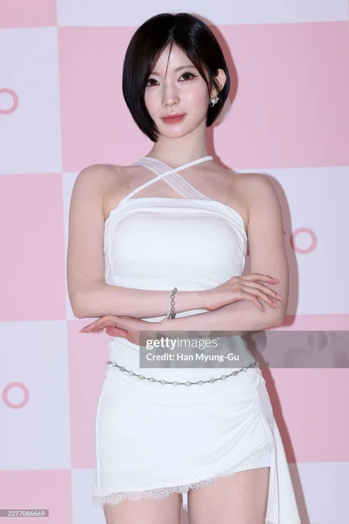 260519-babymonster-banila-co-seongsu-flagship-store-opening-v0-twgt6pevf42h1.webp