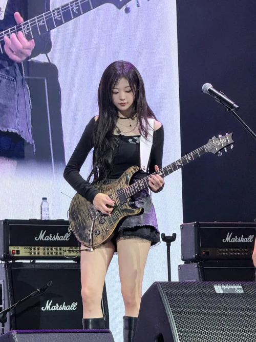 260519-hina-instagram-post-ft-chodan-v0-40fzqcio532h1.webp