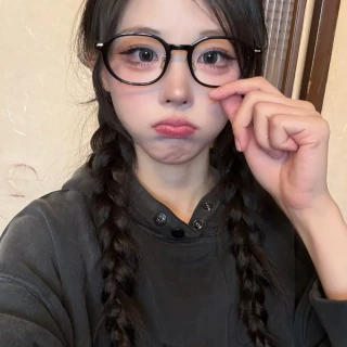260519-hina-instagram-post-ft-chodan-v0-6ud8n5qo532h1