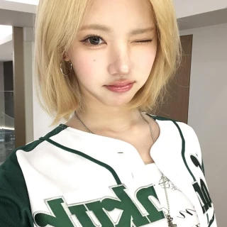 260519-jiwoo-weverse-update-v0-bjk9k32q542h1
