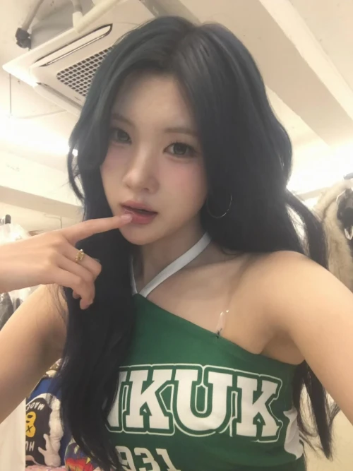 260519-juun-weverse-update-v0-tibjyvlor32h1.webp