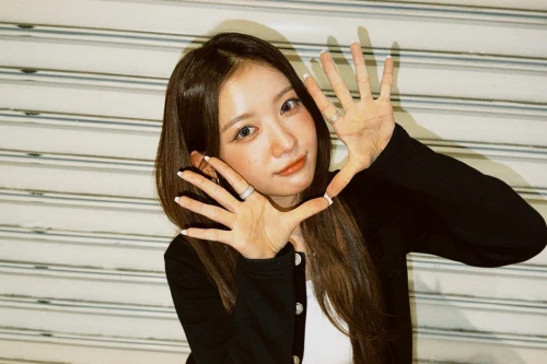 260519-kumi-weverse-update-v0-jshrhpc9f62h1.webp