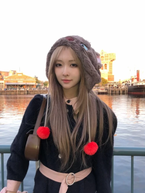 260519-miu-instagram-update-v0-oh1mc7n6832h1.webp