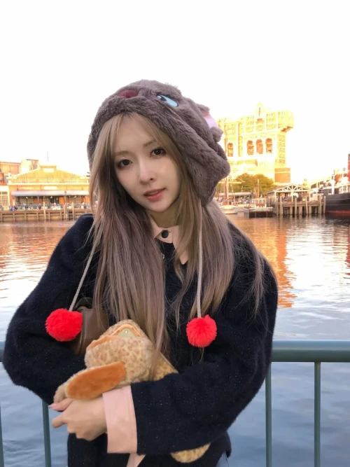 260519-miu-instagram-update-v0-r0cu27m6832h1.webp