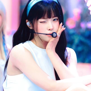 260519-nmixx-heavy-serenade-260517-performance-photos-sbs-v0-zut59s5df22h1