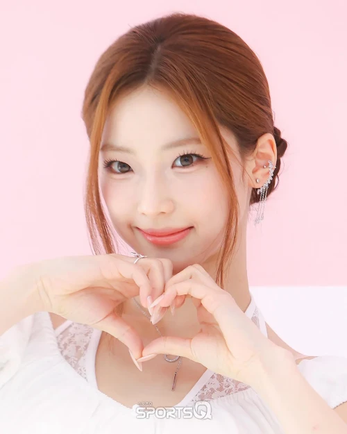 260519-ruka-v0-m3om6otrj42h1.webp