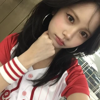 260520-carmen-weverse-update-v0-04mnyg1iza2h1
