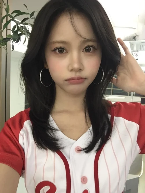 260520-carmen-weverse-update-v0-fkkjlg1iza2h1.webp