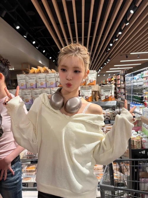 260520-hearts2hearts-instagram-update-v0-7u2rh945i92h1.webp