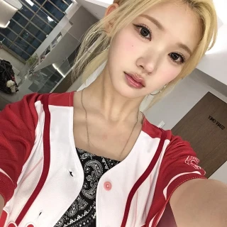 260520-jiwoo-weverse-update-v0-jiohpq7dhb2h1