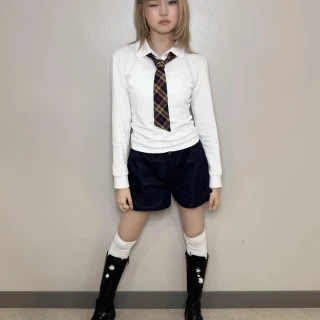 260520-kiiikiii-official-instagram-update-with-haum-cut-see-v0-gpjf37uoqa2h1