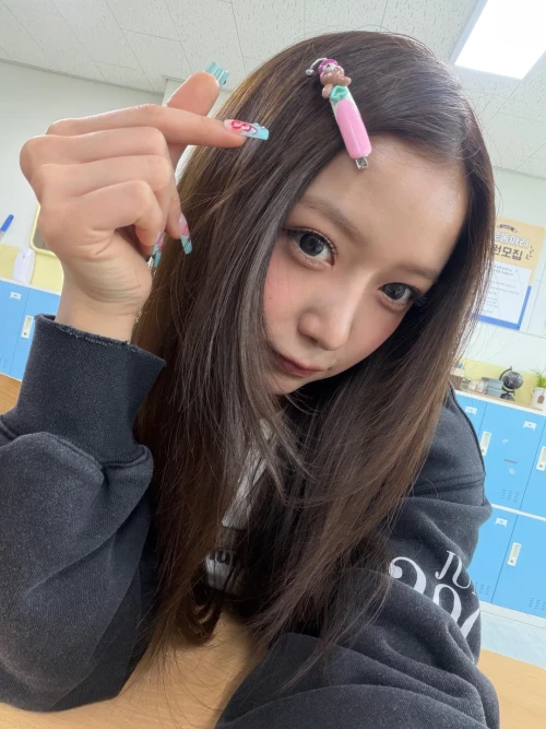260520-kumi-weverse-update-v0-1gli6feg5d2h1.webp