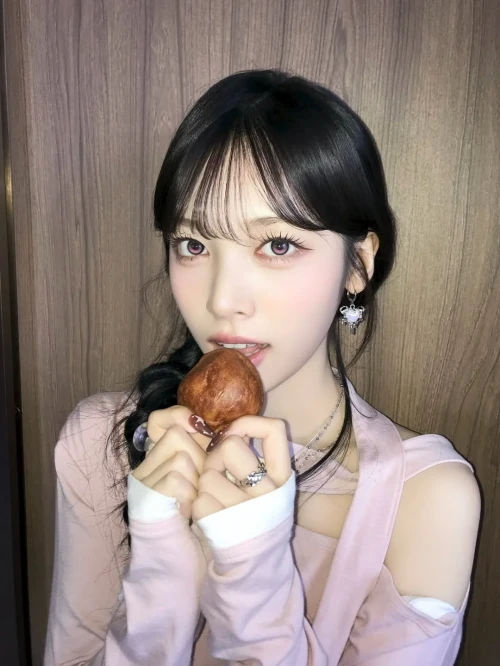 260520-rescene-instagram-update-with-may--v0-9c0rpup5yb2h1.webp