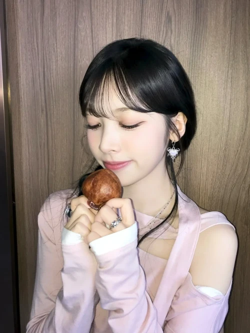 260520-rescene-instagram-update-with-may--v0-quc8u2o5yb2h1.webp