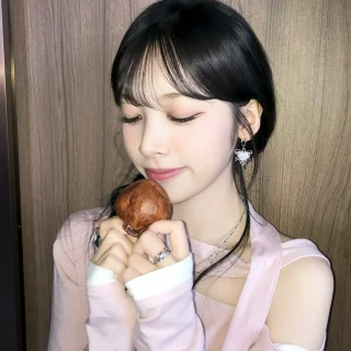 260520-rescene-instagram-update-with-may--v0-quc8u2o5yb2h1